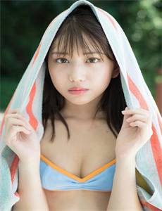 揉美女的胸和屁股动态图片-苍井空 公主