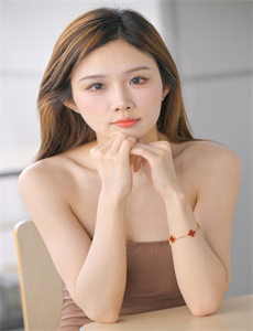 美女视频网-《无颜之月》免费看全集