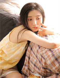 樱井莉亚主演的电影-女老师给男生喂母乳